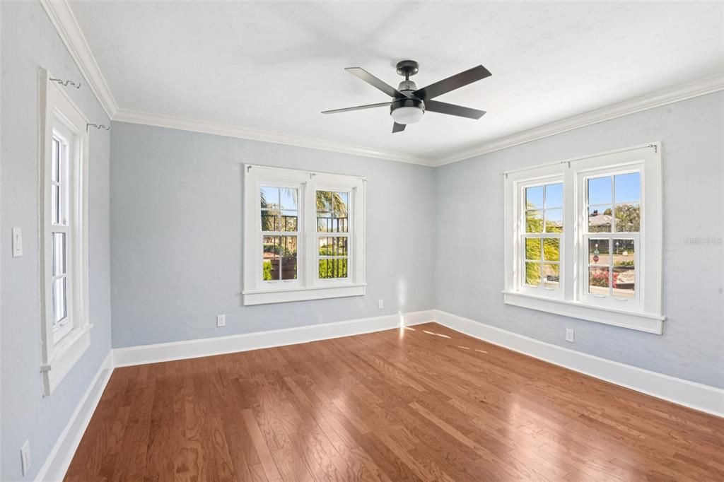 For Sale: $1,790,000 (5 beds, 4 baths, 4289 Square Feet)