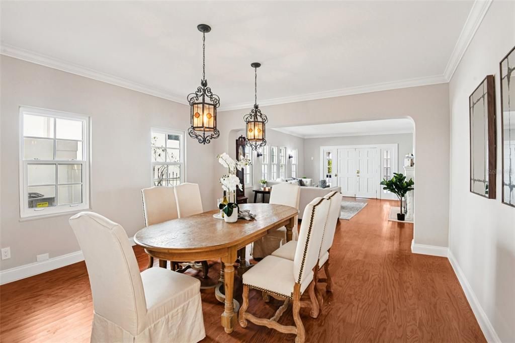 For Sale: $1,790,000 (5 beds, 4 baths, 4289 Square Feet)