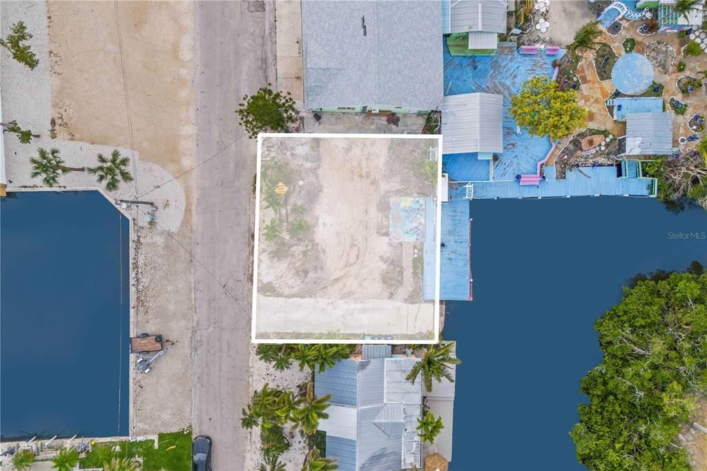 For Sale: $299,900 (0.08 acres)