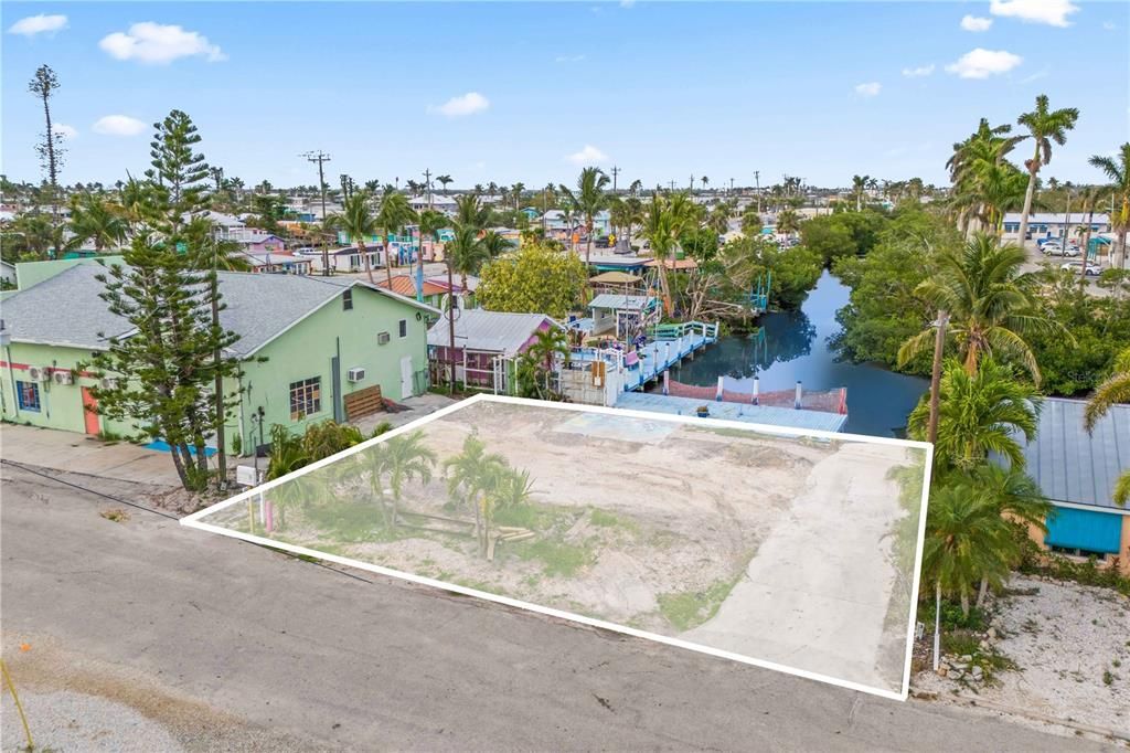 For Sale: $299,900 (0.08 acres)