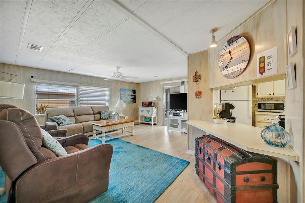 En Venta: $185,000 (2 camas, 2 baños, 965 Pies cuadrados)