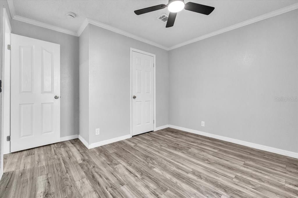 Active With Contract: $130,000 (2 beds, 2 baths, 1080 Square Feet)