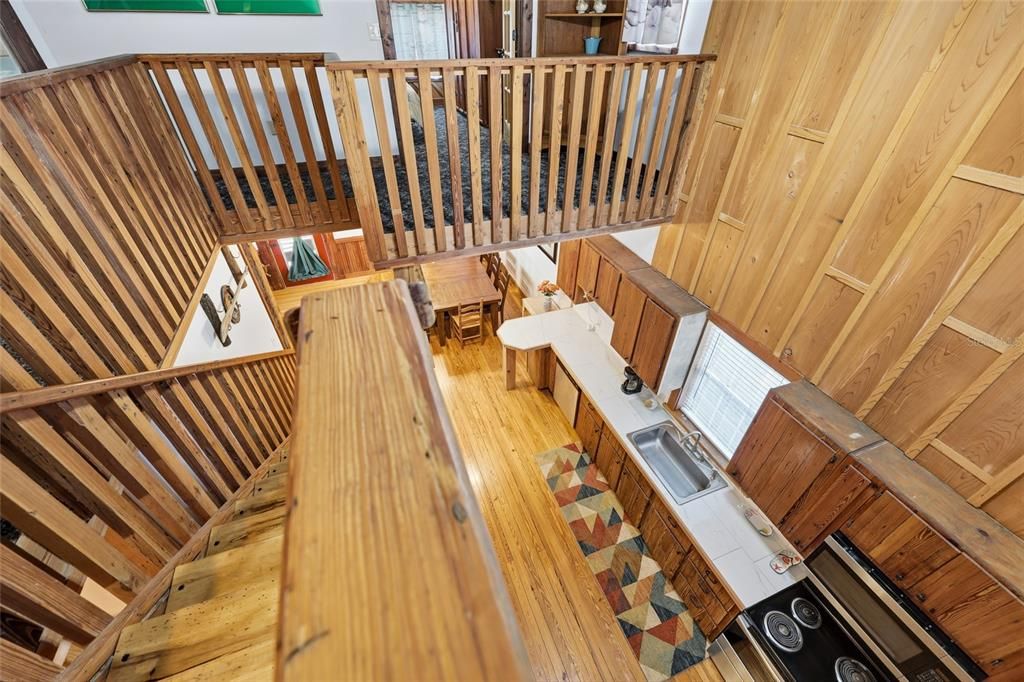 待售: $359,000 (2 贝兹, 2 浴室, 1612 平方英尺)