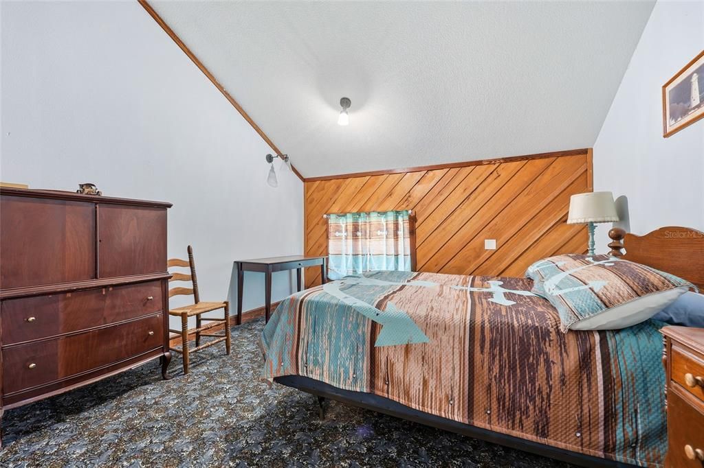 待售: $359,000 (2 贝兹, 2 浴室, 1612 平方英尺)