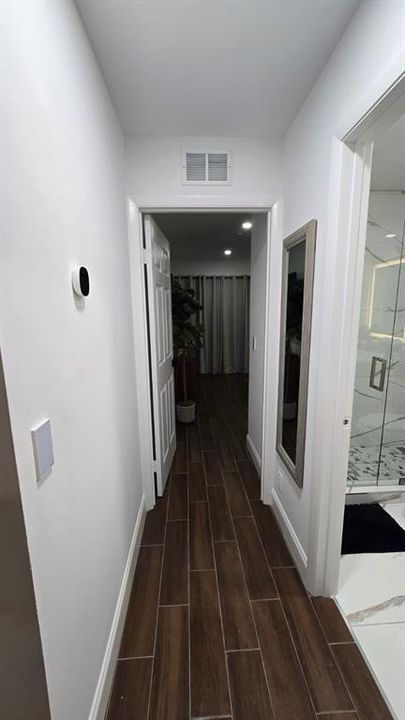 На продажу: $344,900 (2 спален, 2 ванн, 1370 Квадратных фут)