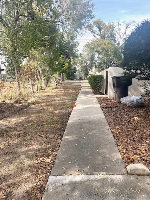 For Sale: $569,000 (8 beds, 0 baths, 3136 Square Feet)