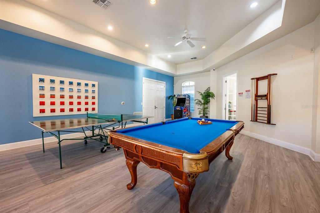Active With Contract: $225,000 (3 beds, 2 baths, 1542 Square Feet)