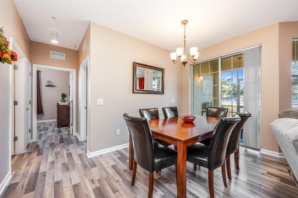 Active With Contract: $225,000 (3 beds, 2 baths, 1542 Square Feet)