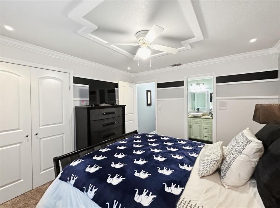Activo con contrato: $1,179,000 (4 camas, 4 baños, 3629 Pies cuadrados)