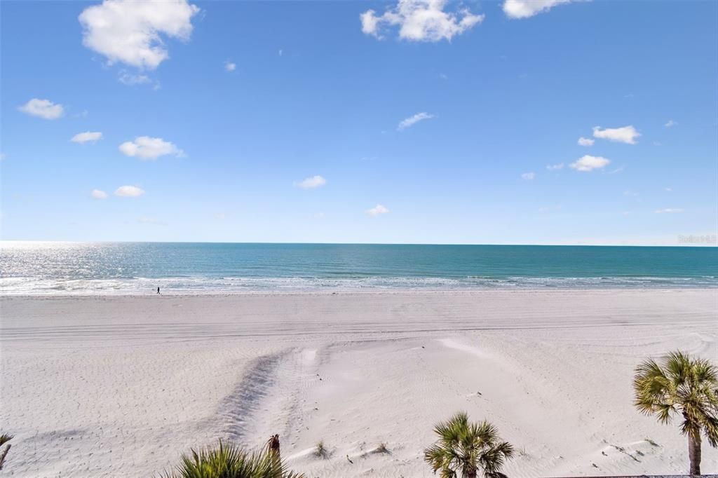 Vendido Recientemente: $4,490,000 (8 camas, 7 baños, 8212 Pies cuadrados)