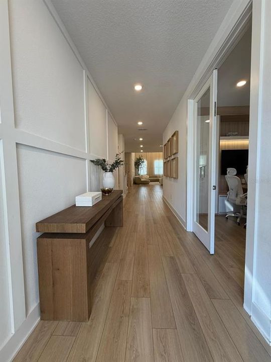 Activo con contrato: $969,000 (5 camas, 4 baños, 3787 Pies cuadrados)