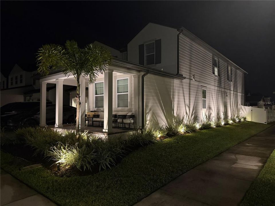 Activo con contrato: $969,000 (5 camas, 4 baños, 3787 Pies cuadrados)