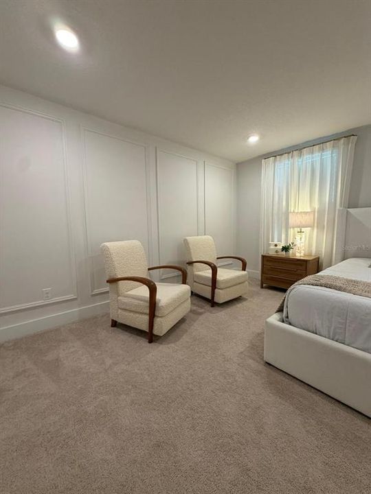Activo con contrato: $969,000 (5 camas, 4 baños, 3787 Pies cuadrados)