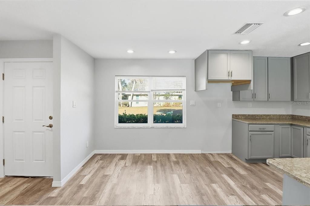 En Venta: $170,000 (2 camas, 2 baños, 1584 Pies cuadrados)