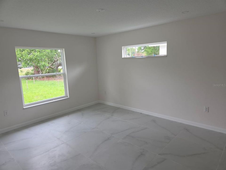En Venta: $294,900 (3 camas, 2 baños, 1500 Pies cuadrados)