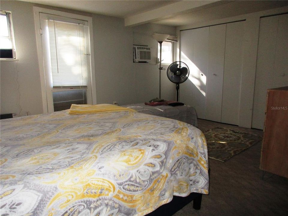 For Sale: $1,200,000 (5 beds, 0 baths, 2961 Square Feet)