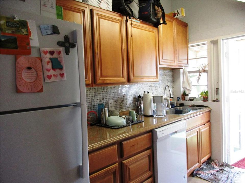 For Sale: $1,200,000 (5 beds, 0 baths, 2961 Square Feet)