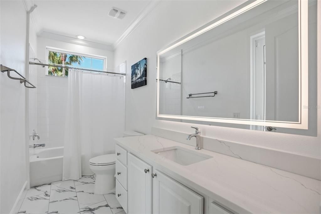 En Venta: $1,599,900 (4 camas, 3 baños, 3334 Pies cuadrados)