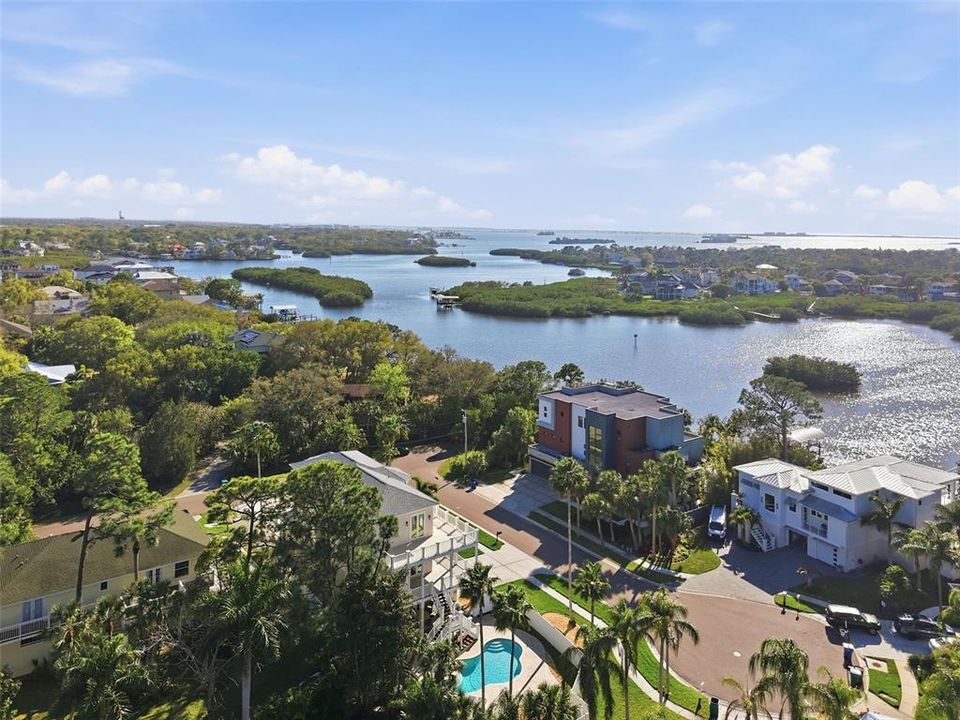 En Venta: $1,599,900 (4 camas, 3 baños, 3334 Pies cuadrados)
