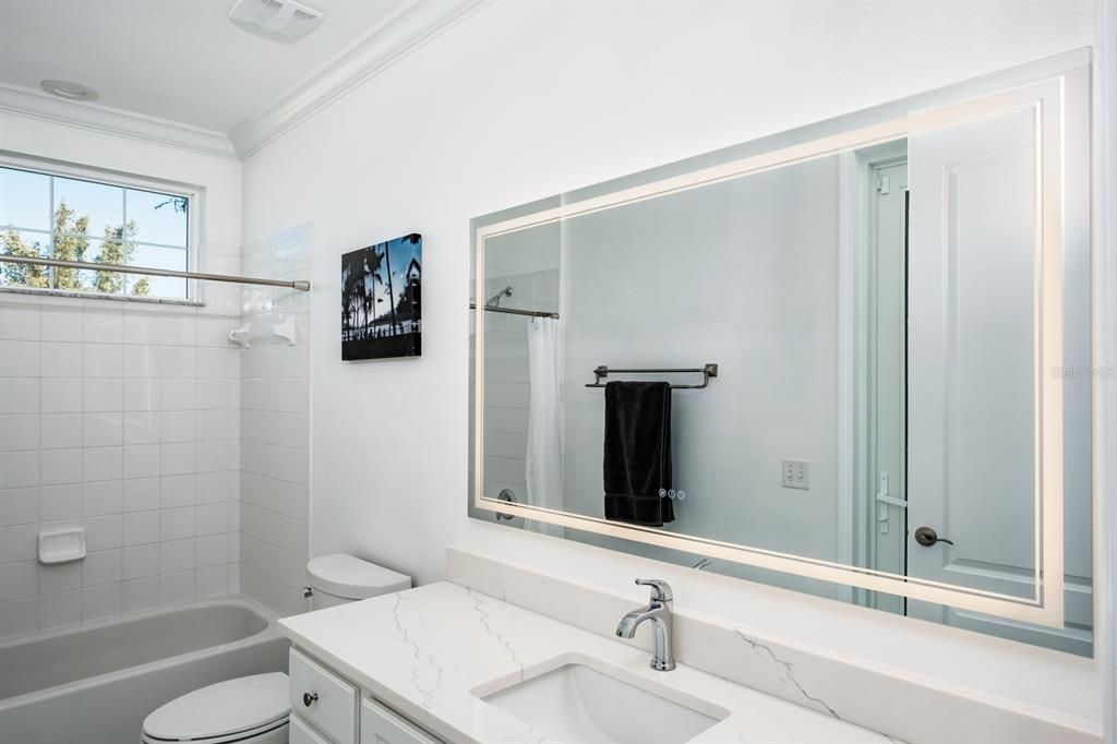 En Venta: $1,599,900 (4 camas, 3 baños, 3334 Pies cuadrados)