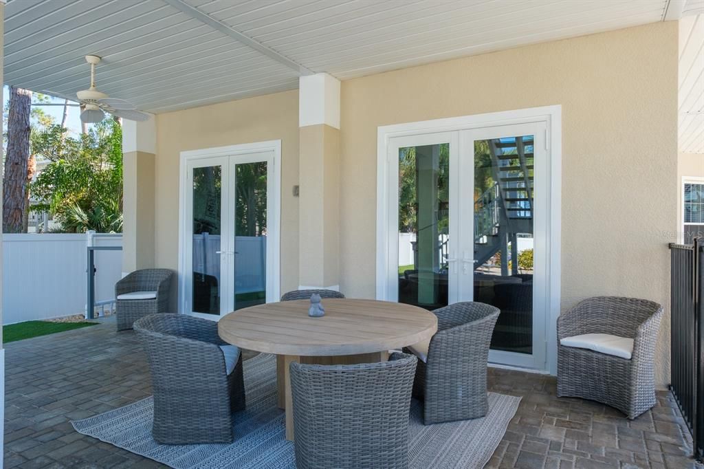En Venta: $1,599,900 (4 camas, 3 baños, 3334 Pies cuadrados)