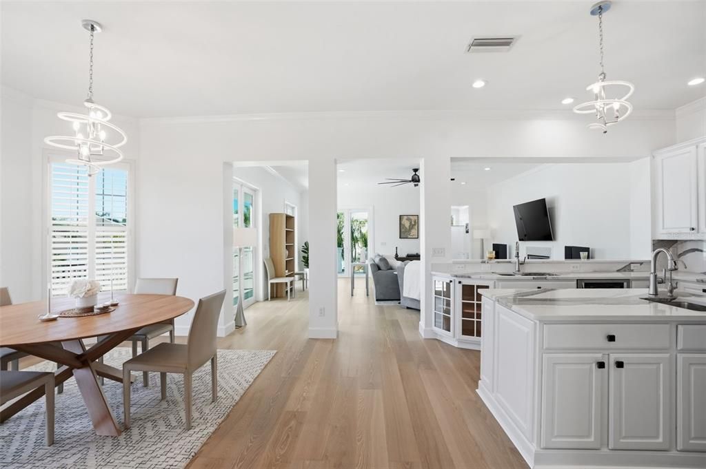 En Venta: $1,599,900 (4 camas, 3 baños, 3334 Pies cuadrados)