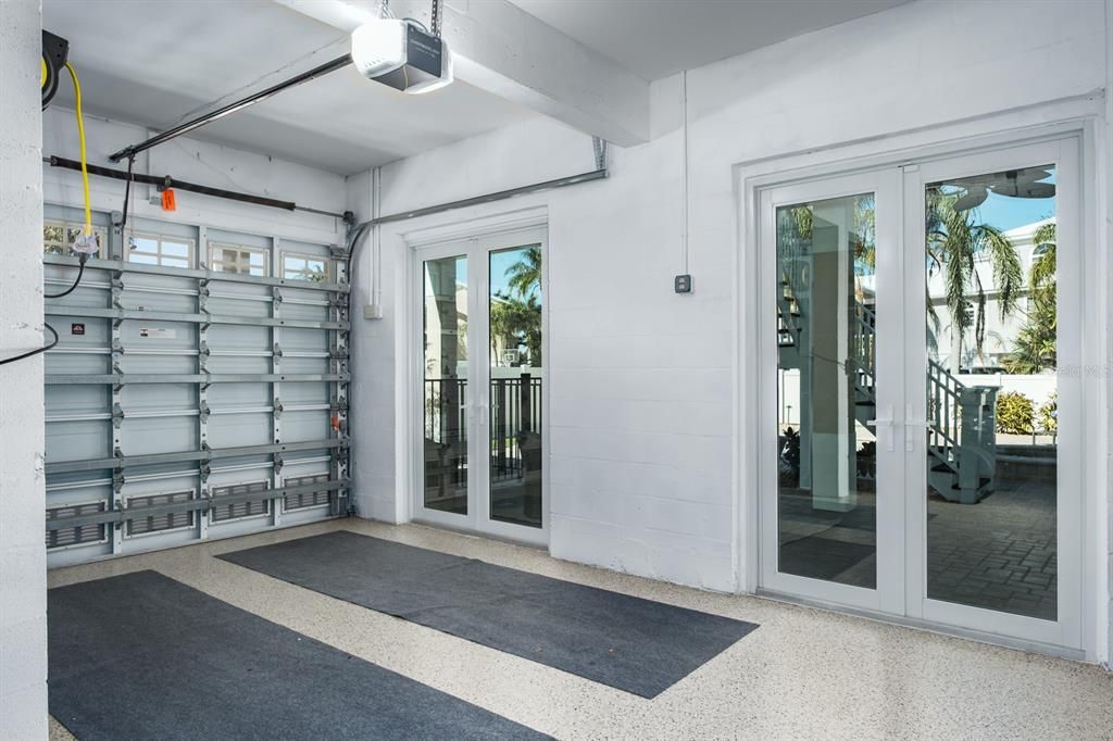 En Venta: $1,599,900 (4 camas, 3 baños, 3334 Pies cuadrados)