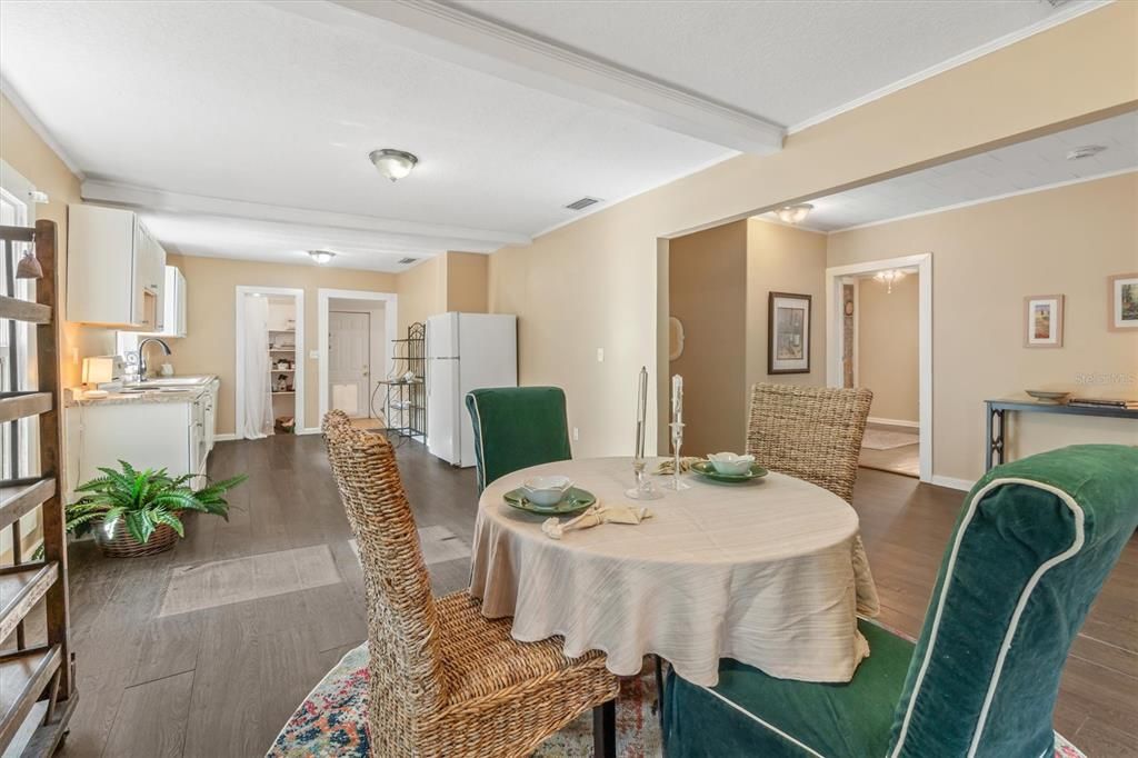 En Venta: $495,000 (3 camas, 2 baños, 1708 Pies cuadrados)