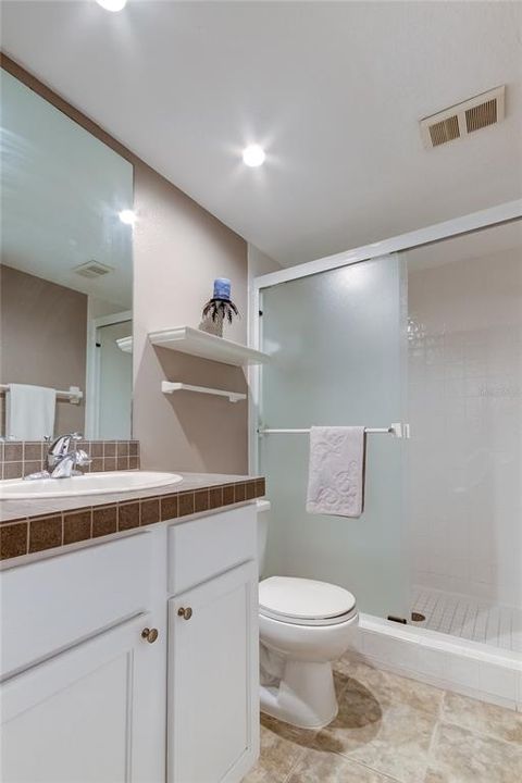 В аренду: $3,400 (3 спален, 3 ванн, 1749 Квадратных фут)