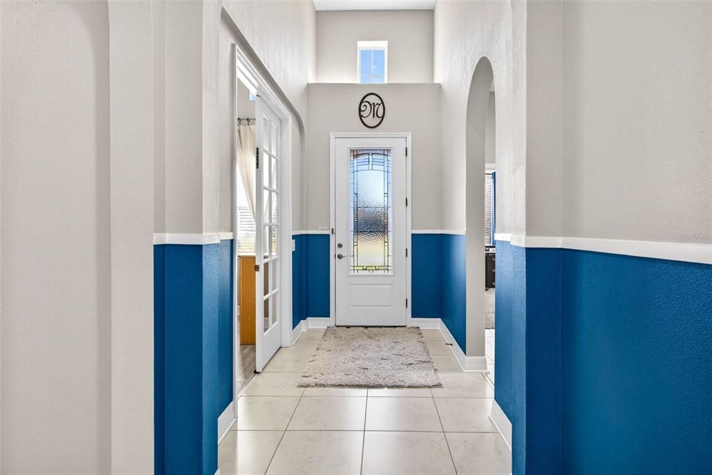 Под контрактом: $399,999 (3 спален, 2 ванн, 2418 Квадратных фут)
