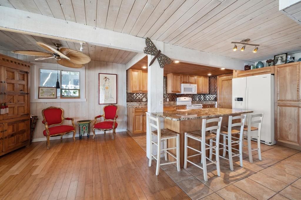 Activo con contrato: $2,595,000 (2 camas, 2 baños, 1316 Pies cuadrados)