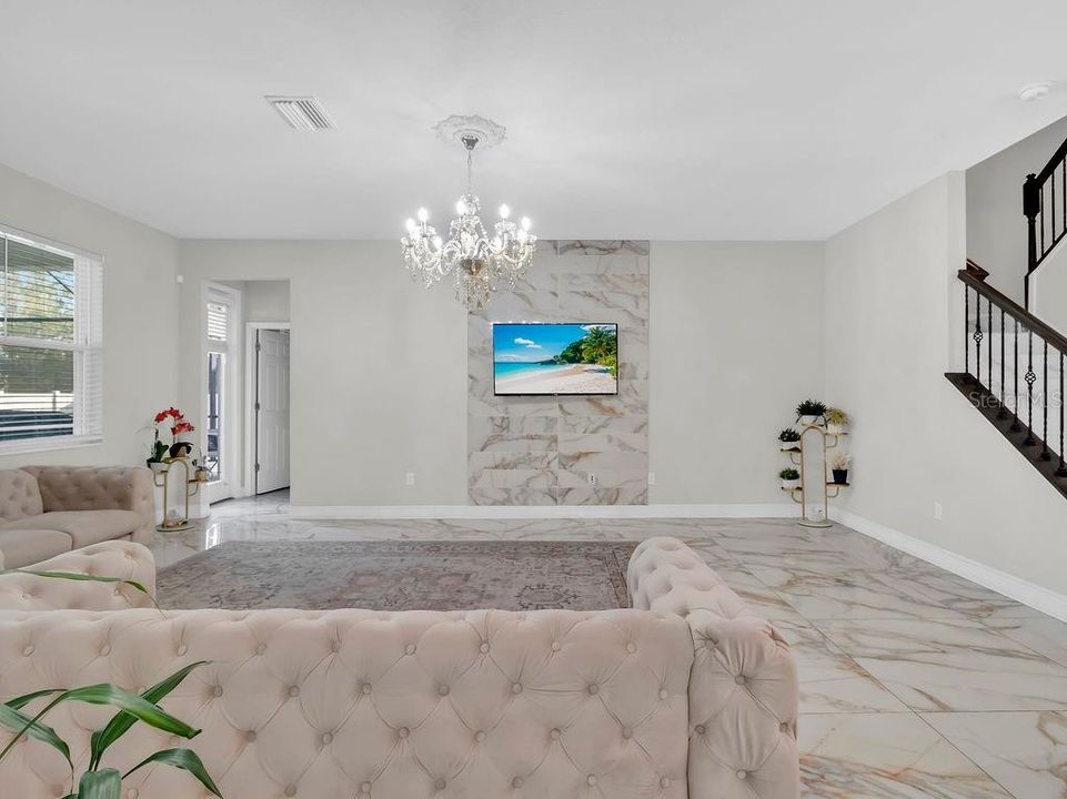For Sale: $849,999 (5 beds, 4 baths, 3761 Square Feet)