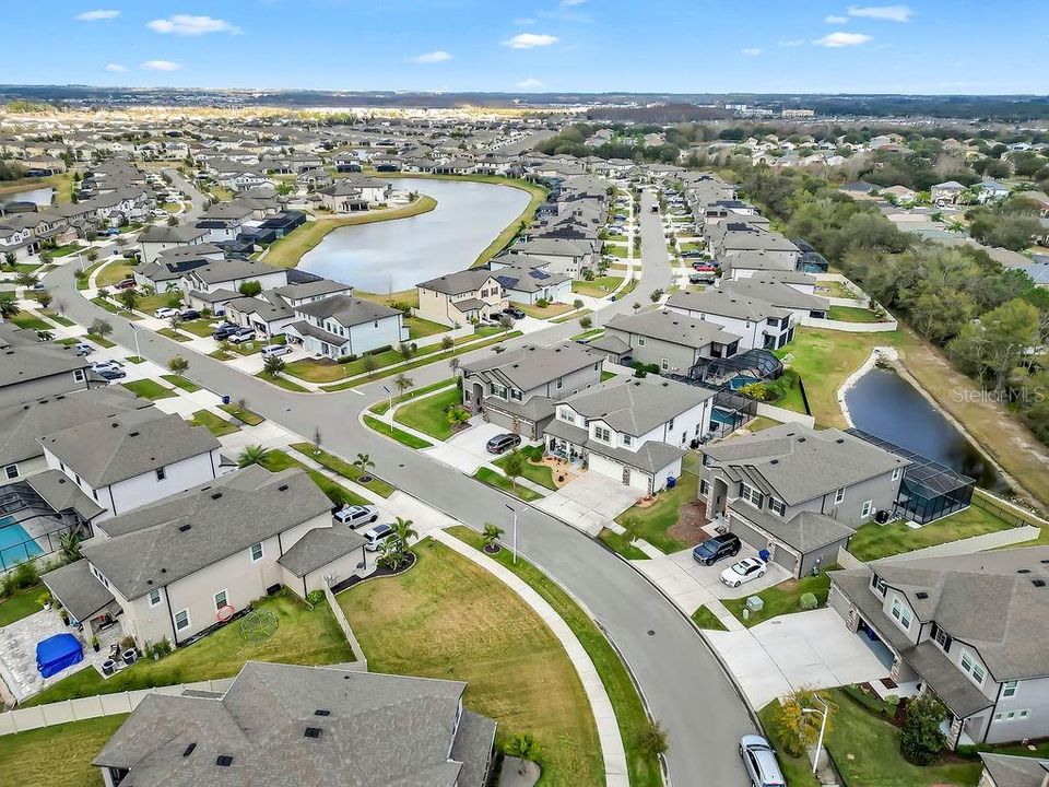 For Sale: $849,999 (5 beds, 4 baths, 3761 Square Feet)