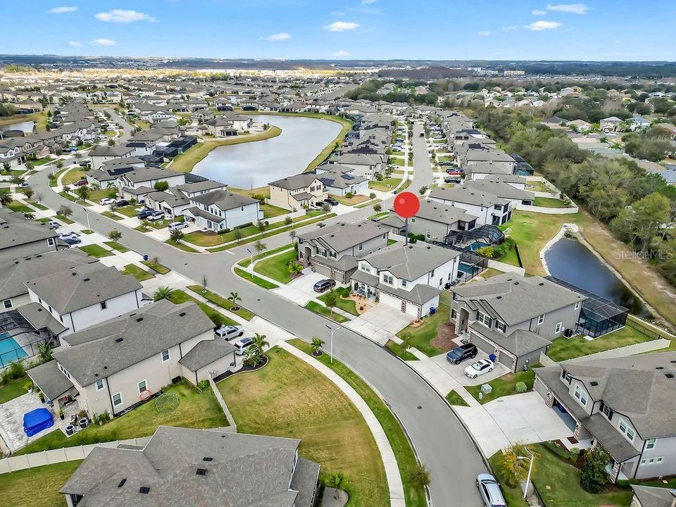 For Sale: $849,999 (5 beds, 4 baths, 3761 Square Feet)