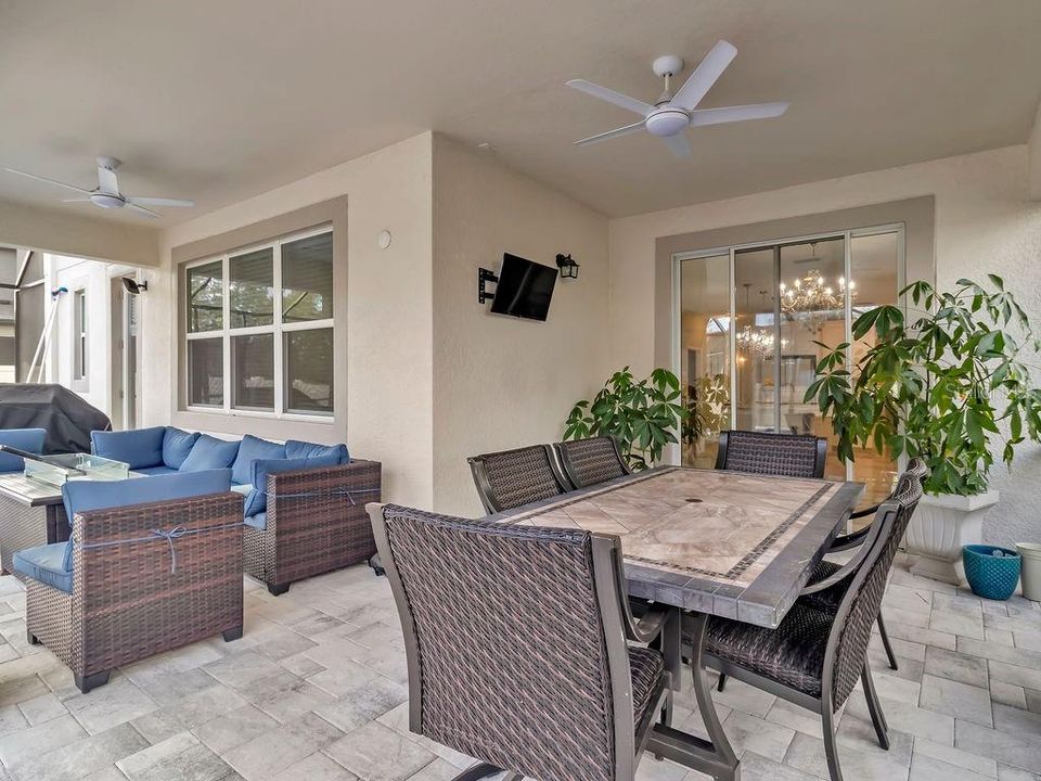 For Sale: $849,999 (5 beds, 4 baths, 3761 Square Feet)