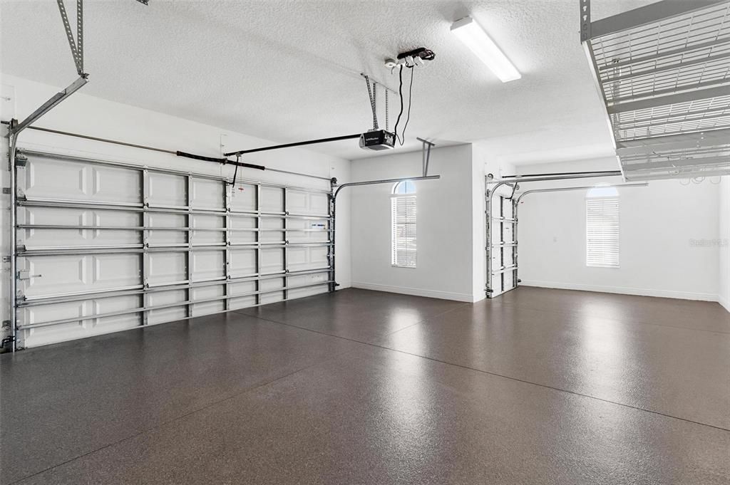 Activo con contrato: $689,000 (3 camas, 3 baños, 2512 Pies cuadrados)