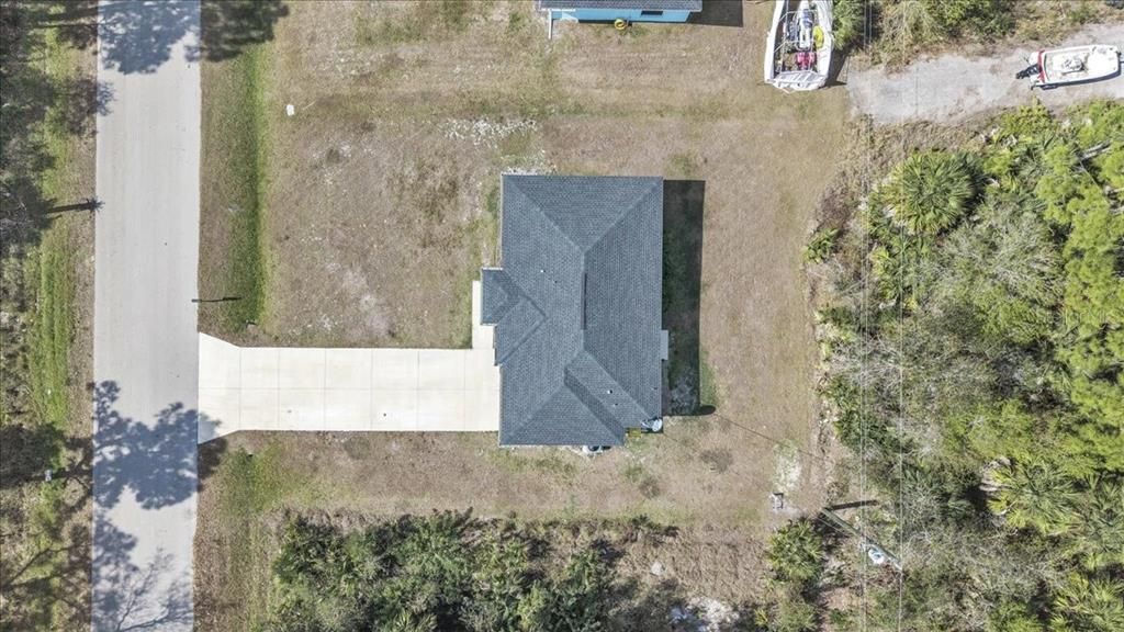 Activo con contrato: $240,000 (3 camas, 2 baños, 1228 Pies cuadrados)