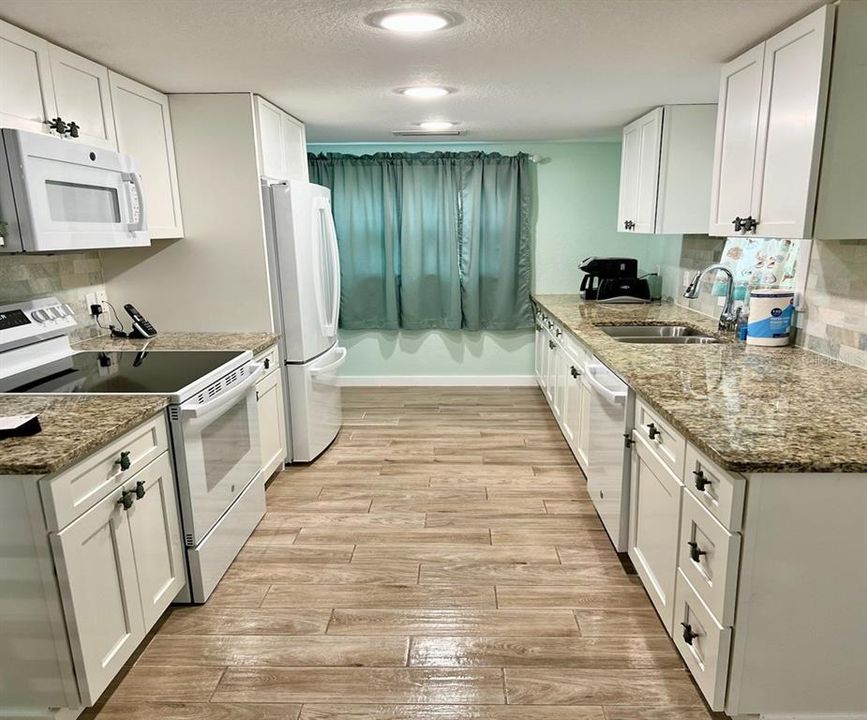 En Venta: $1,699,000 (4 camas, 0 baños, 1900 Pies cuadrados)