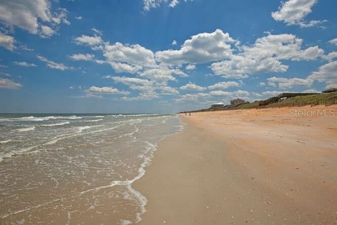 Activo con contrato: $199,900 (0.19 acres)
