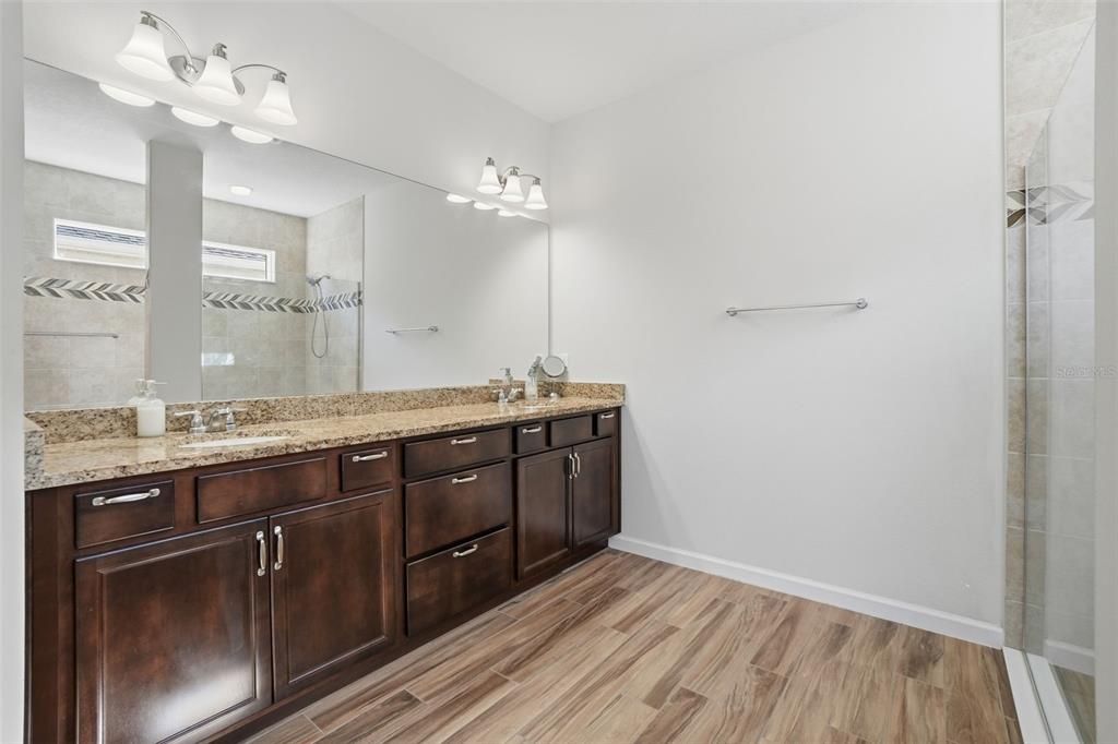 For Sale: $509,000 (3 beds, 2 baths, 2024 Square Feet)