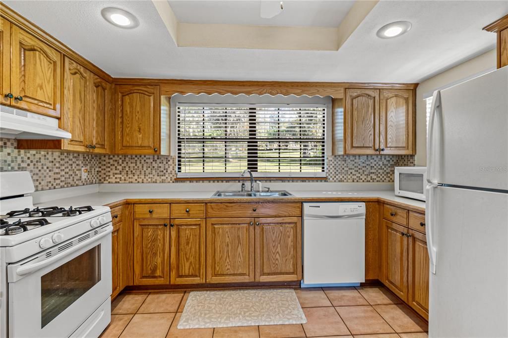 For Sale: $649,900 (3 beds, 2 baths, 1760 Square Feet)