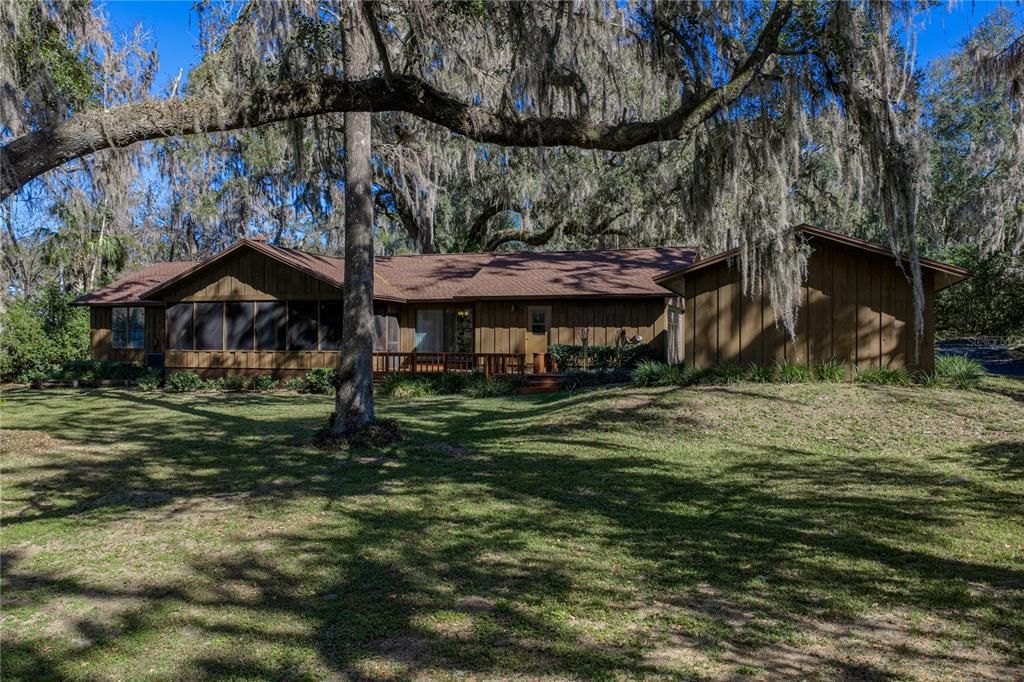 For Sale: $649,900 (3 beds, 2 baths, 1760 Square Feet)