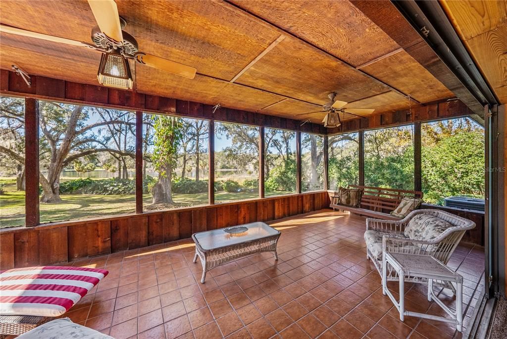 For Sale: $649,900 (3 beds, 2 baths, 1760 Square Feet)