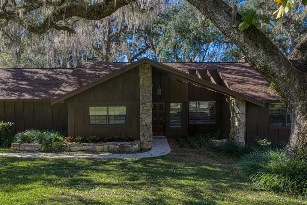For Sale: $649,900 (3 beds, 2 baths, 1760 Square Feet)