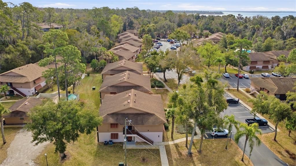 For Sale: $223,900 (2 beds, 2 baths, 897 Square Feet)