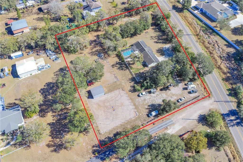 Activo con contrato: $639,900 (4 camas, 3 baños, 2068 Pies cuadrados)