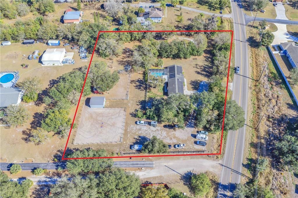 Activo con contrato: $639,900 (4 camas, 3 baños, 2068 Pies cuadrados)
