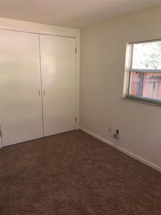 Active With Contract: $1,900 (3 beds, 2 baths, 1299 Square Feet)