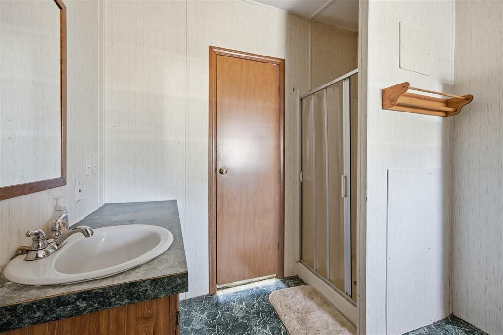For Sale: $175,000 (3 beds, 2 baths, 1560 Square Feet)
