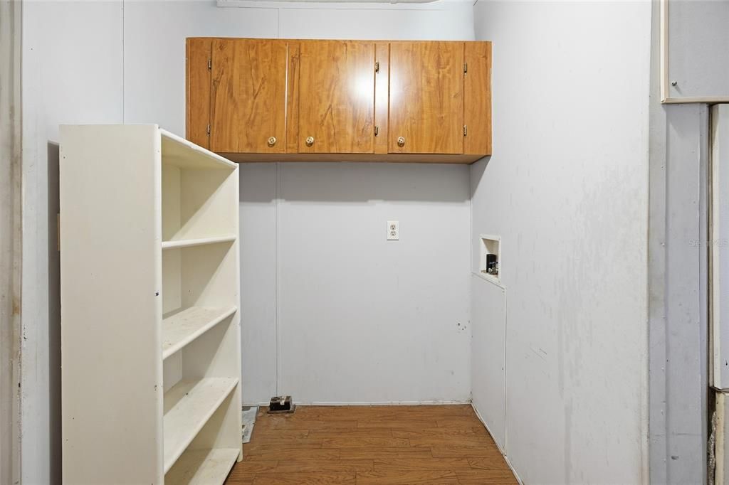 For Sale: $175,000 (3 beds, 2 baths, 1560 Square Feet)